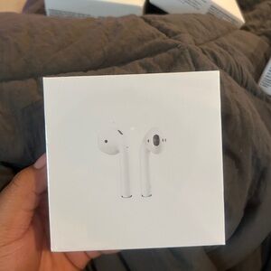AirPods Gen 2 (with wireless charging case)